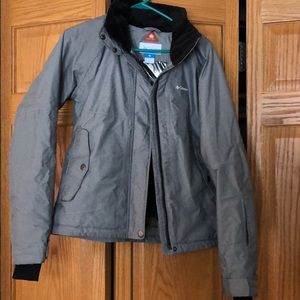 New women’s Columbia jacket